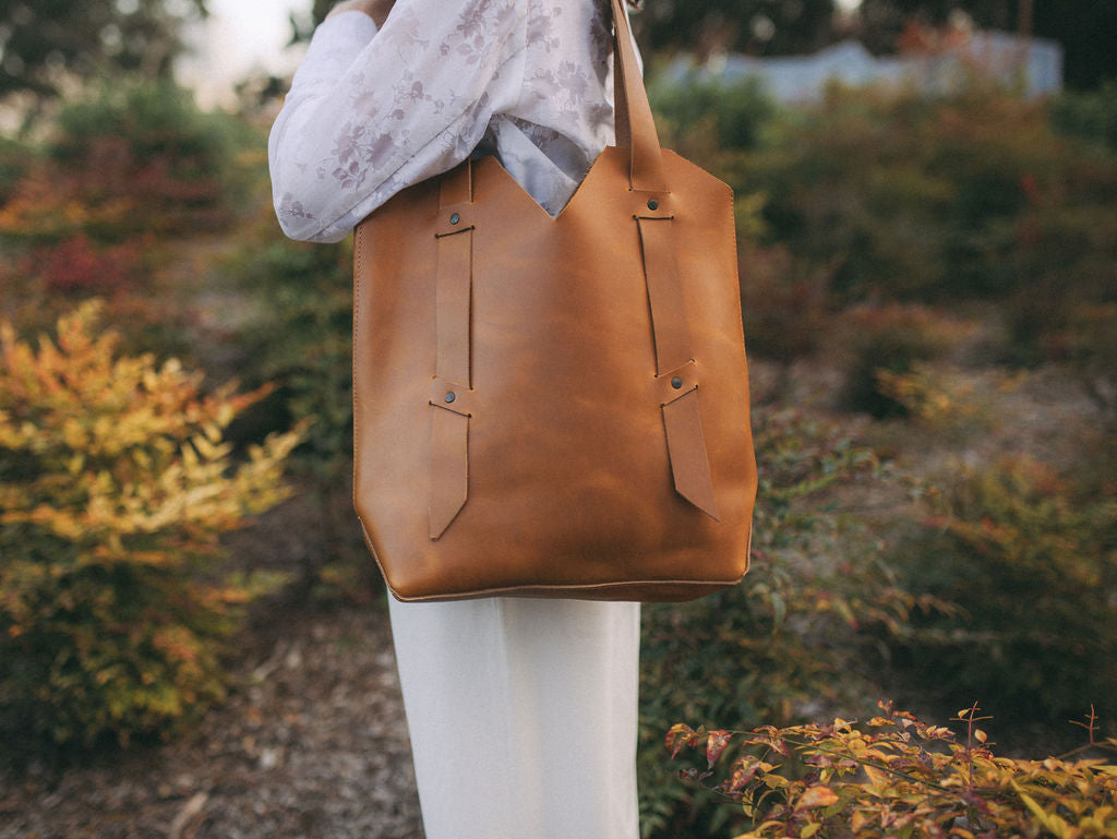  Full-Grain Leather Tote brown for women