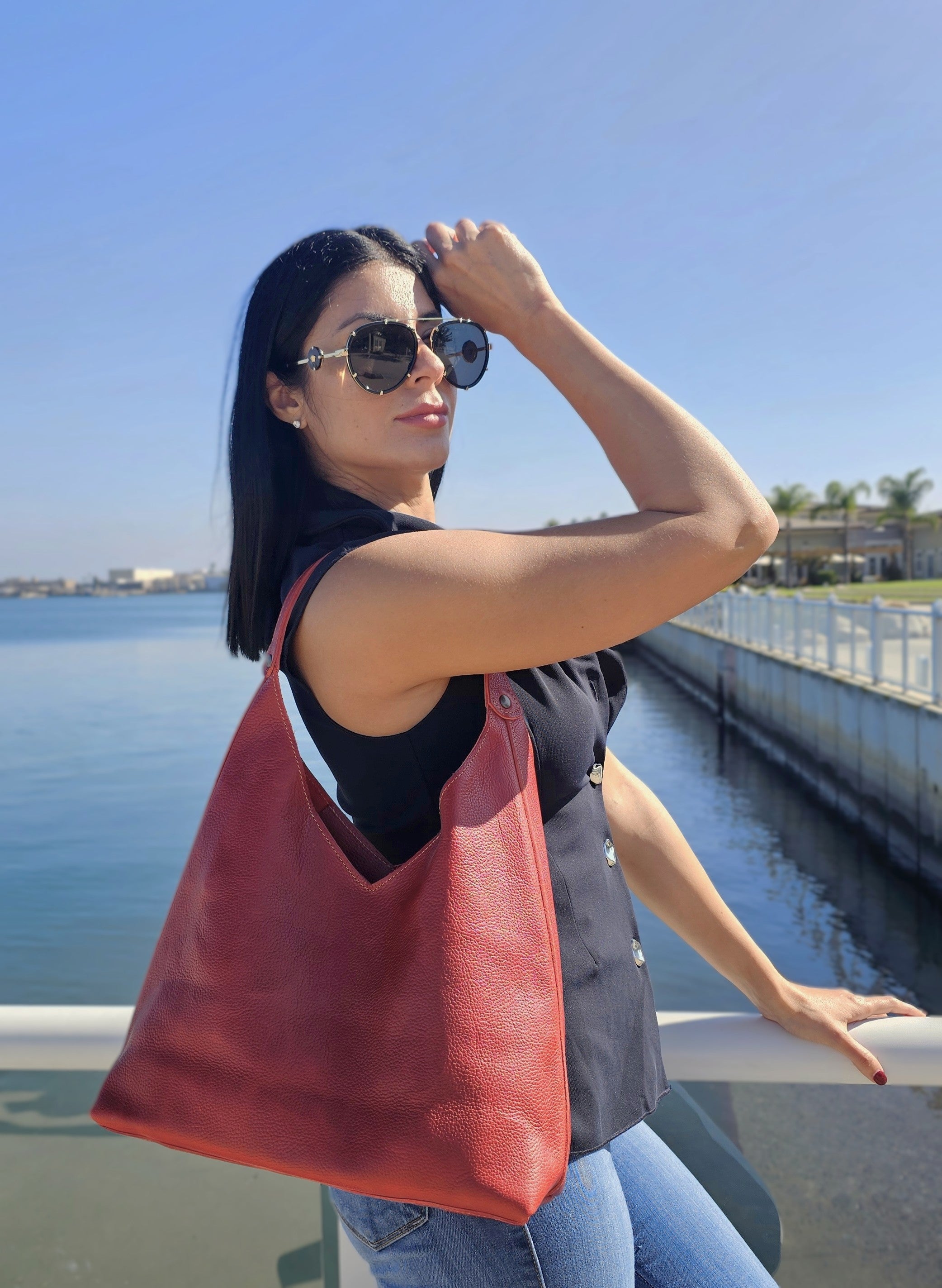 The Verona Classic Shoulder Bag - Mahogany by MBH Leather, product view 3