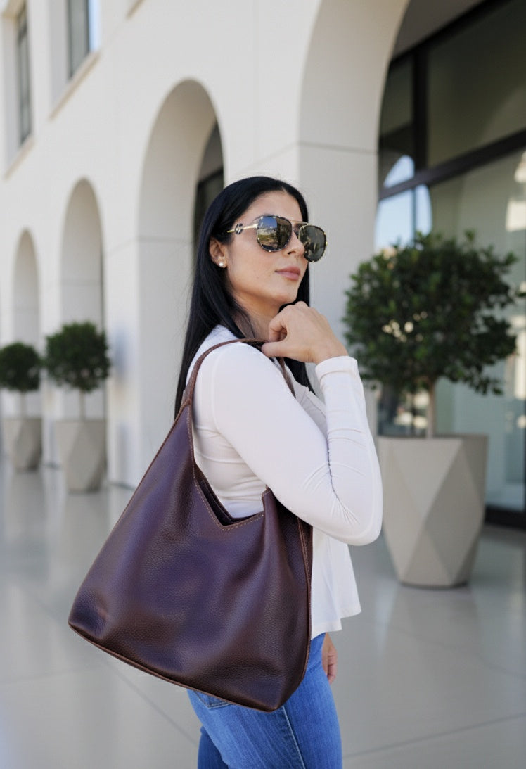 The Verona Classic Shoulder Bag - Violet by MBH Leather, product view 4